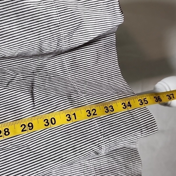 🤎 BCBG striped Poplin Dress - Picture 8 of 12